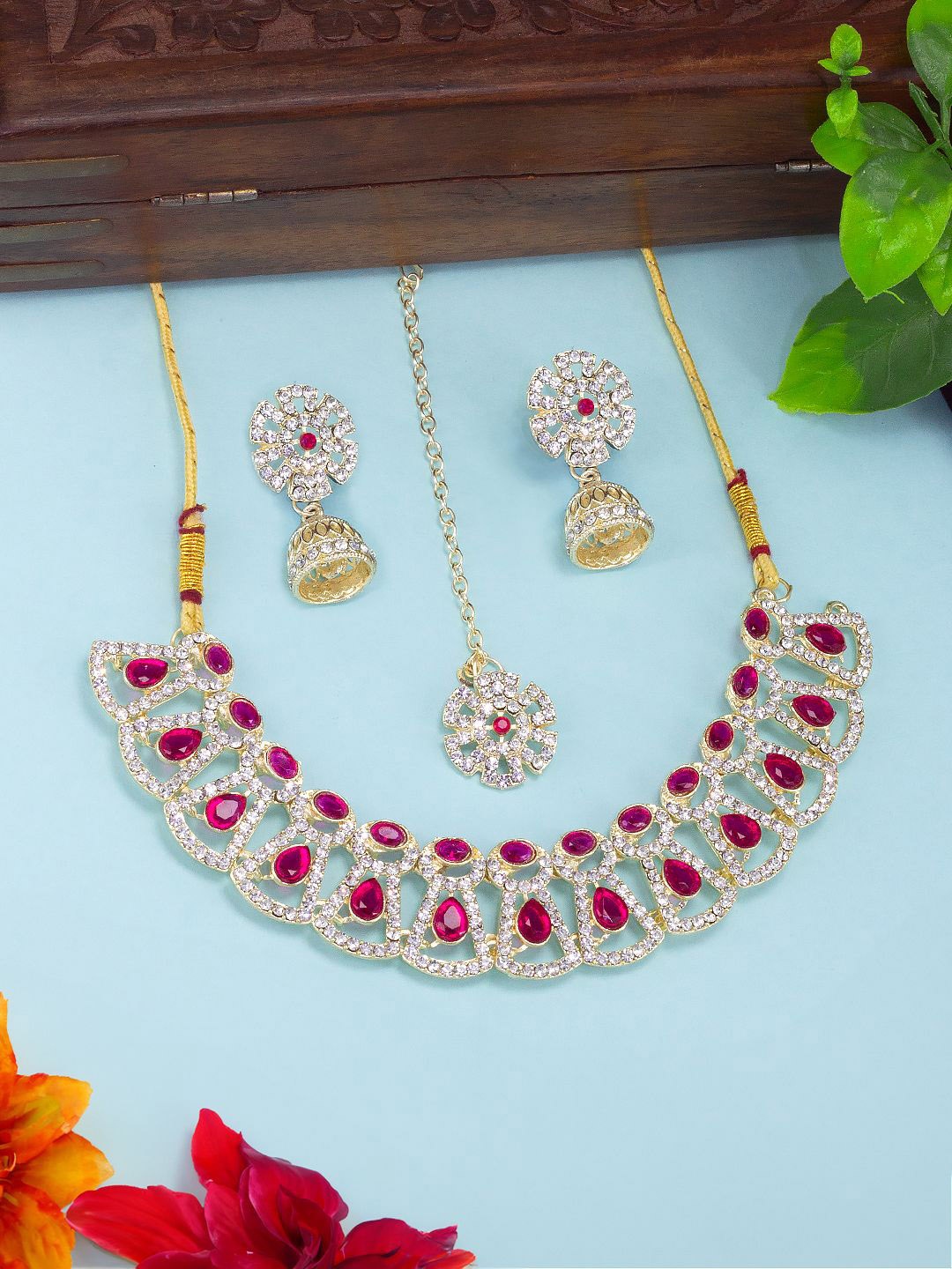 

PRIVIU Gold-Plated Stone-Studded Jewellery Set