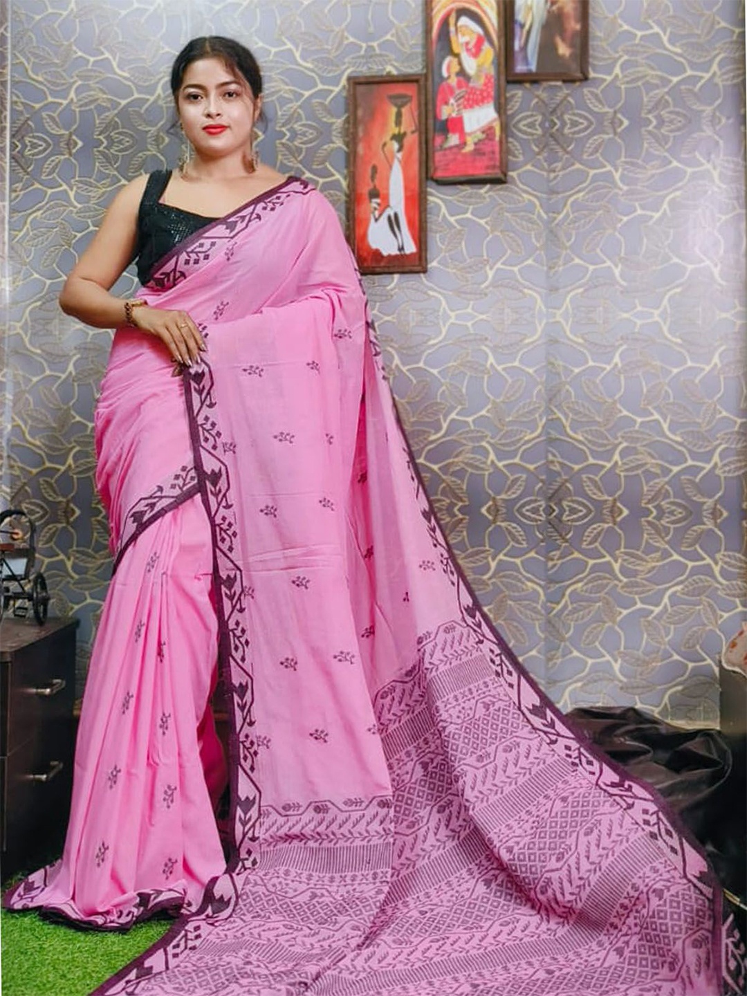 

ODETTE Woven Design Saree with Unstitched Blouse, Pink