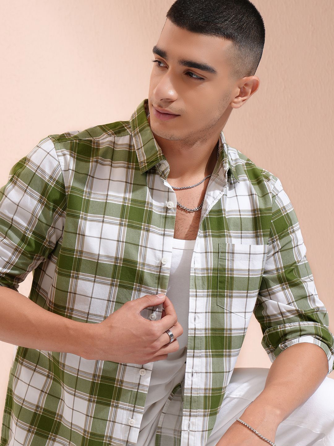 

Highlander Men Checked Casual Shirt, Olive