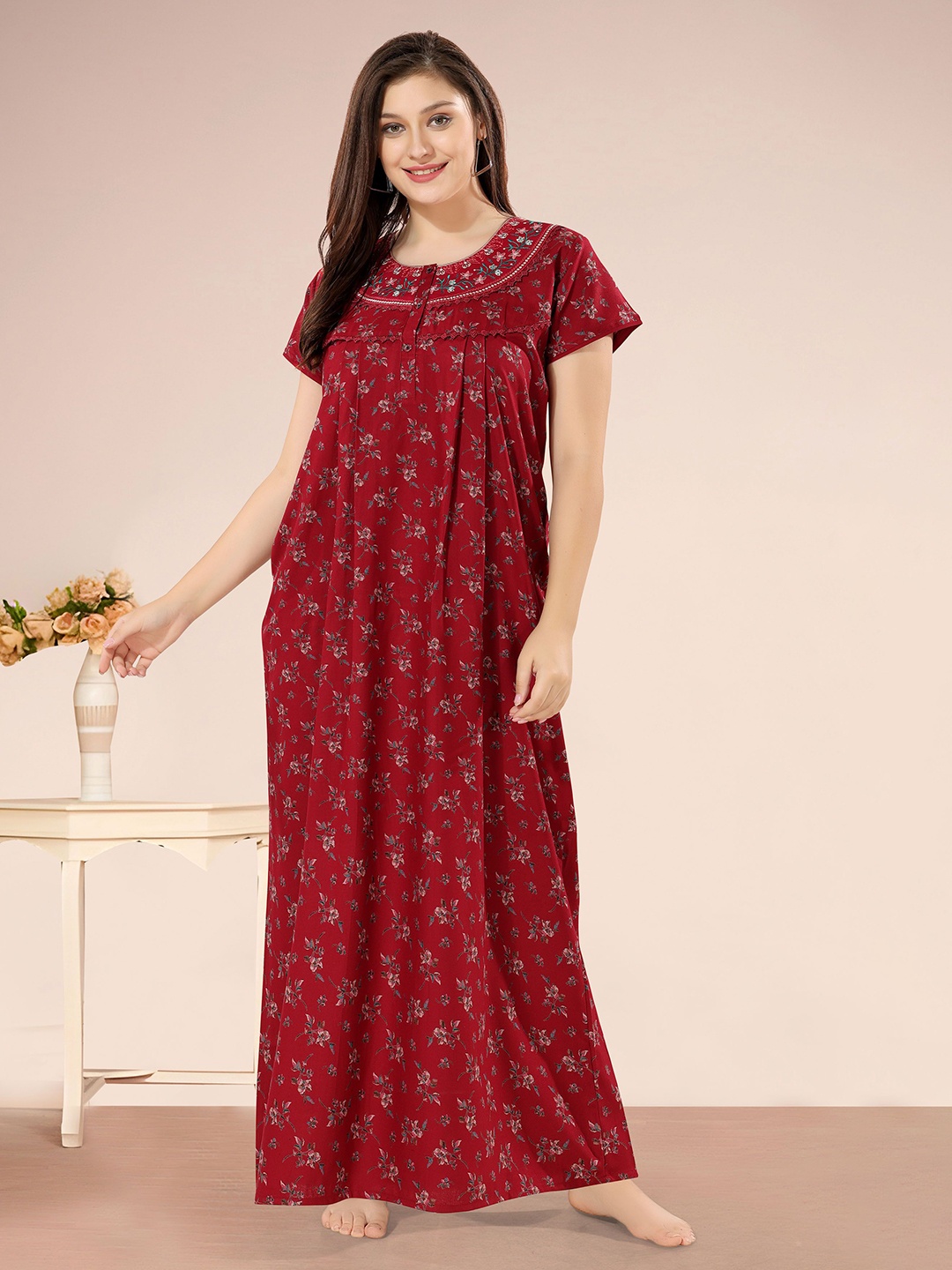 

Soulemo Women Floral Printed Maxi Nightdress, Red