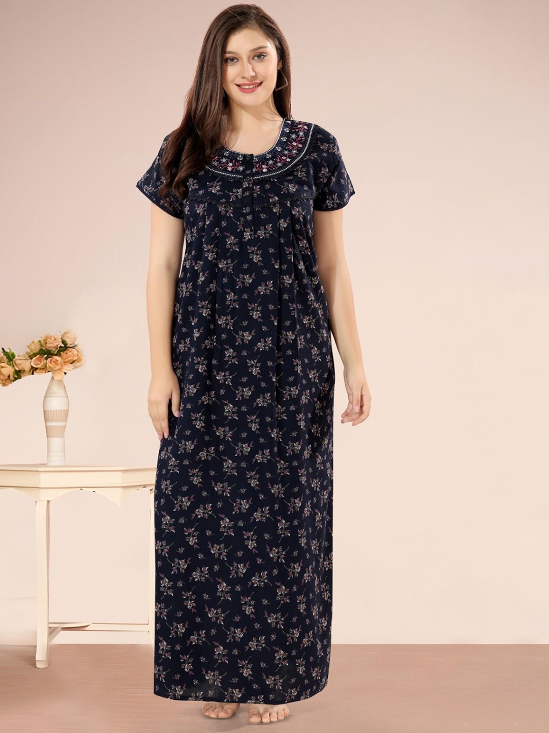 

Soulemo Women Printed Embroidered Maxi Nightdress, Black