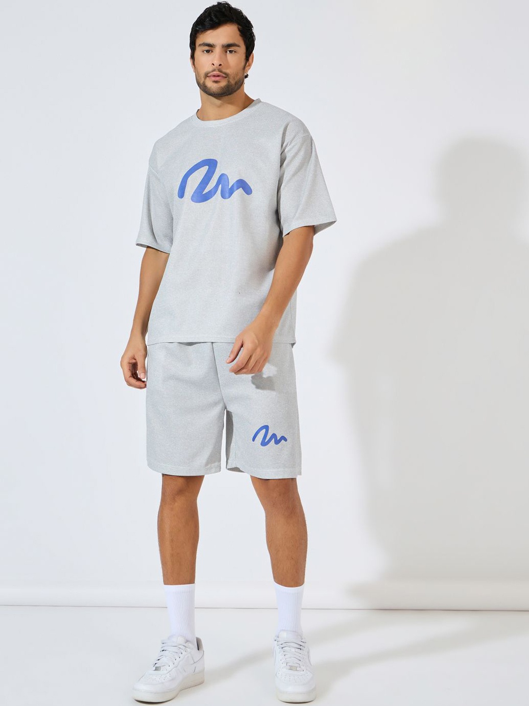 

Styli Printed Oversized Fit T-Shirt With Shorts Co-Ords, Grey