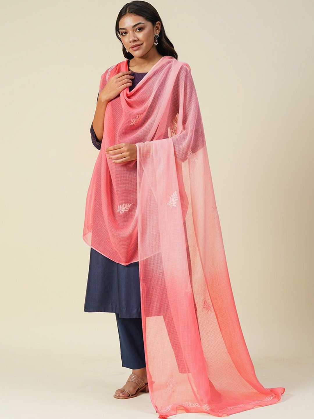 

JAYPORE Floral Embroidered Thread Work Kota Cotton Dupatta, Pink