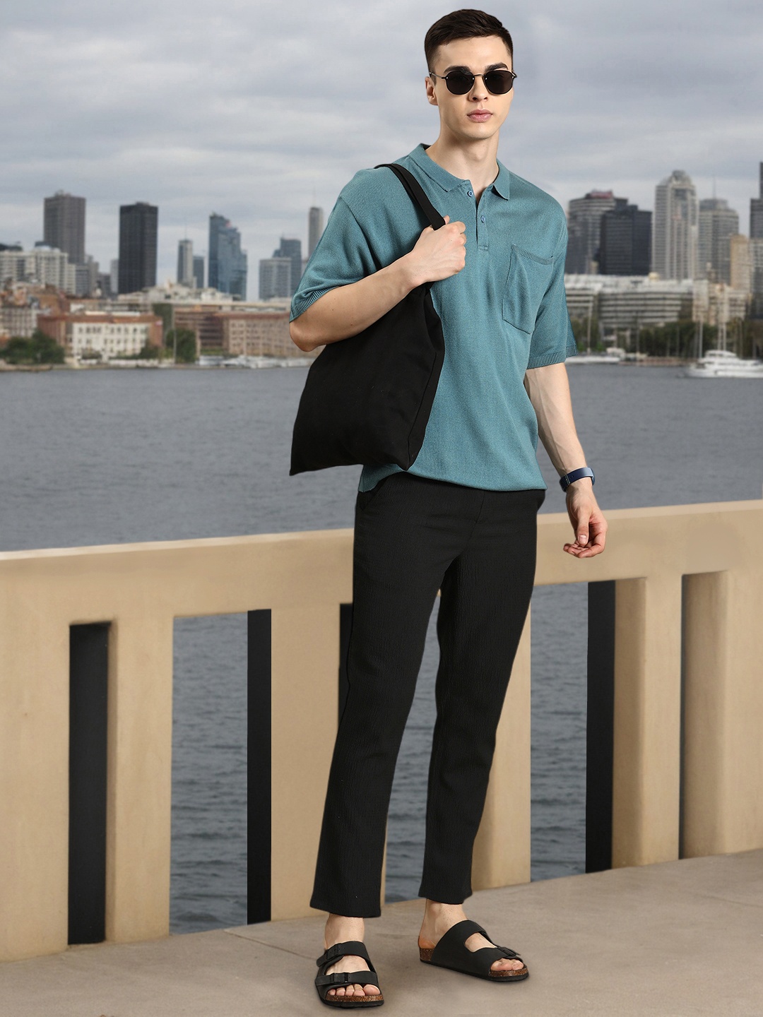 

Mast & Harbour Men Textured Trousers, Black