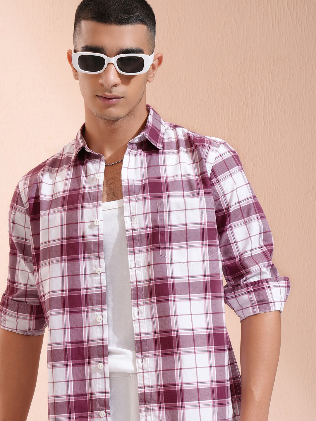 

Highlander Men Printed Checked Casual Shirt, White