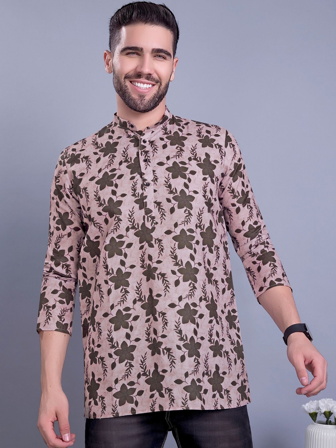 

ENCINO Floral Printed Band Collar Short Cotton Kurta, Peach