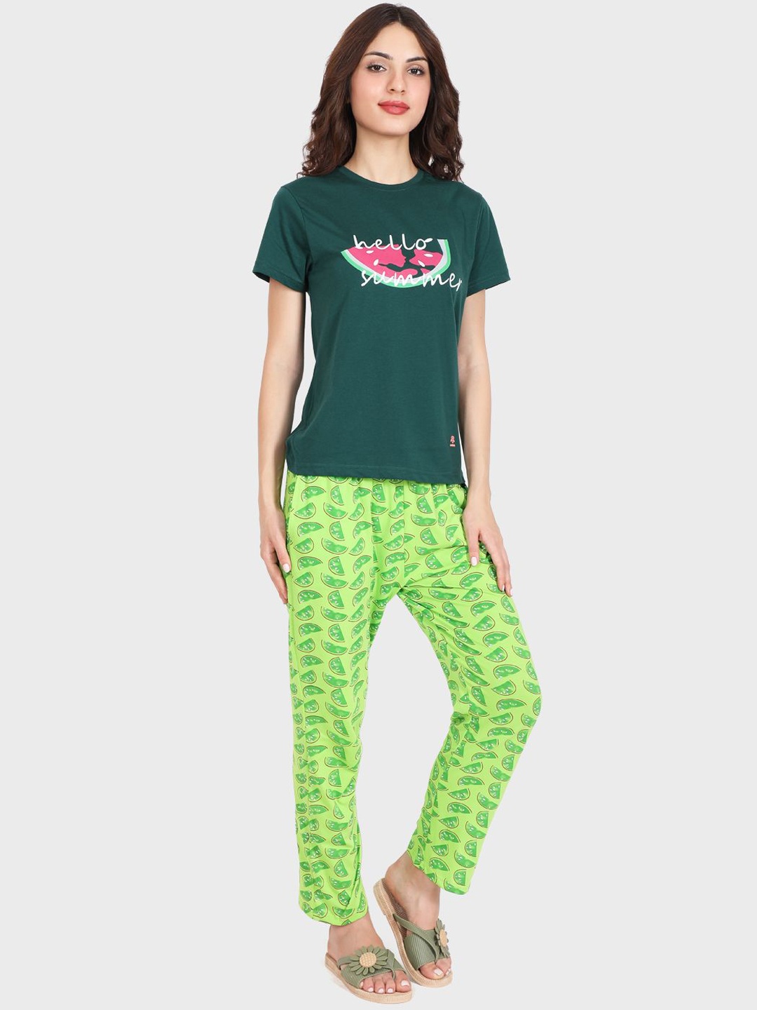 

evolove Women Printed Round Neck Night suit, Green