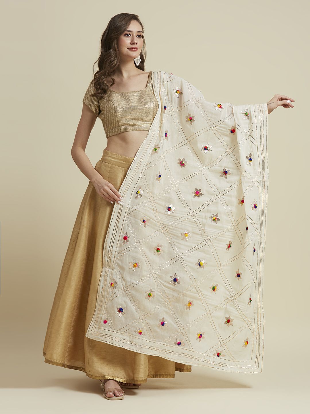 

Dupatta Bazaar Floral Embroidered Gotta Patti Pure Cotton Dupatta, Off white