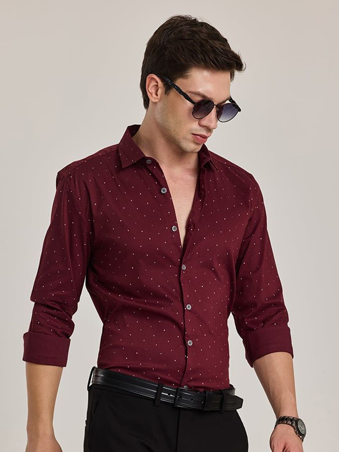 

Snitch Men Smart Spread Collar Micro Ditsy Printed Cotton Casual Shirt, Maroon