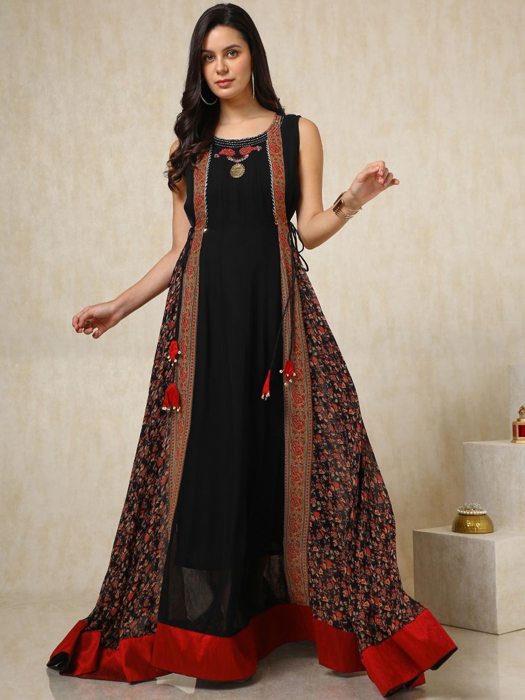 

Soch Women Georgette Printed Ethnic Dresses, Black