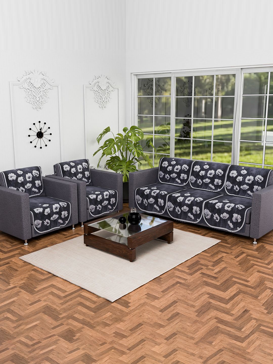 

Kuber Industries Grey & Black 10 Pieces Printed 5-Seater Velvet Sofa Covers