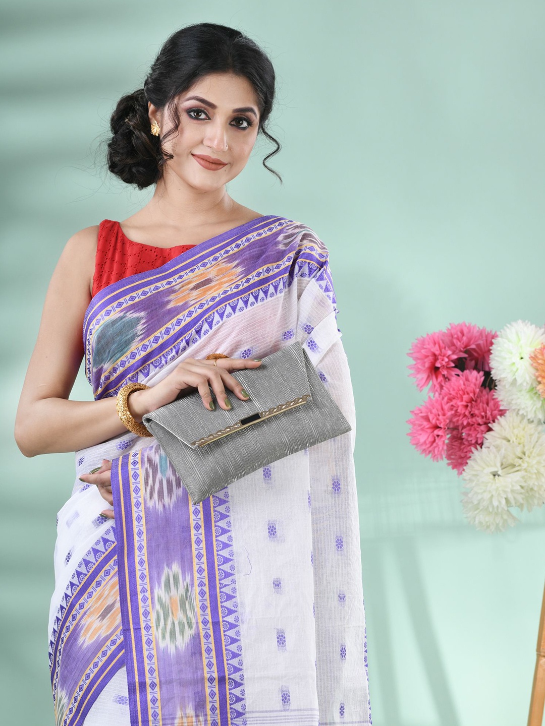 

DESH BIDESH Woven Design Pure Cotton Saree, White