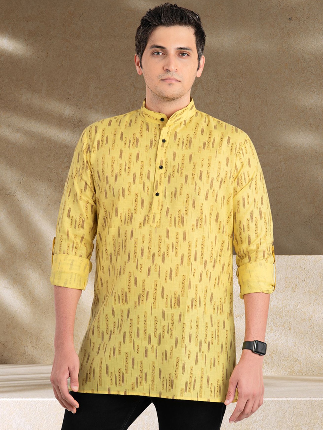 

ENCINO Geometric Printed Band Collar Cotton Kurta, Yellow