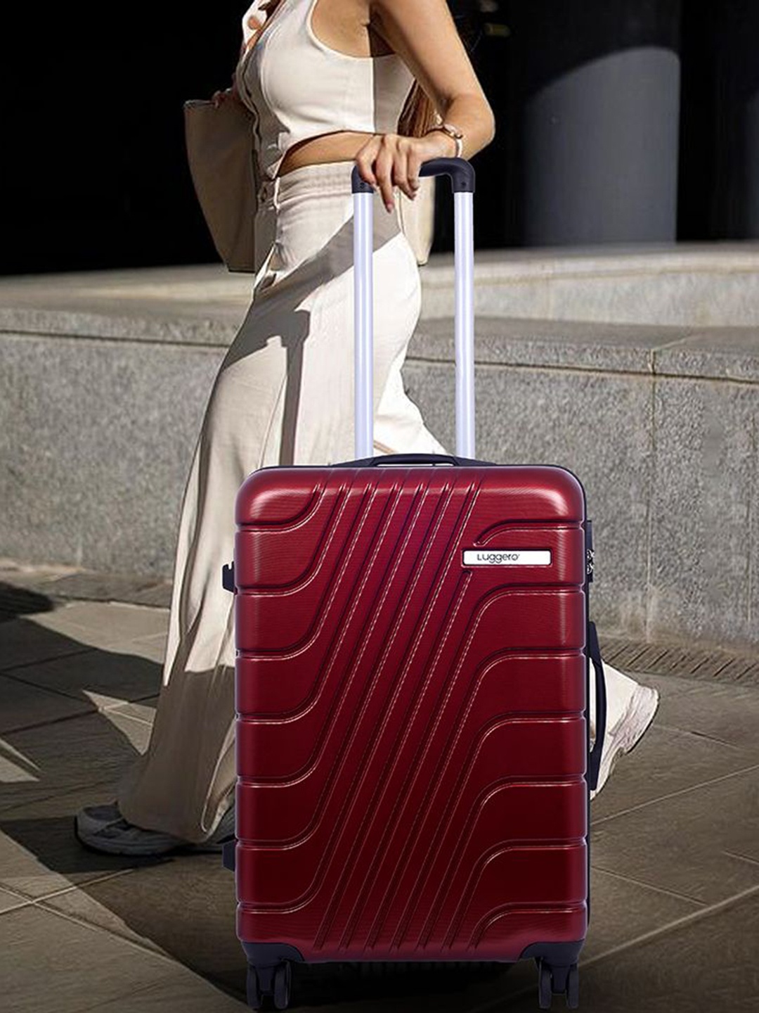 

Luggero Unisex Textured Hard-Sided 360-Degree Rotation Medium Trolley Bag, Red