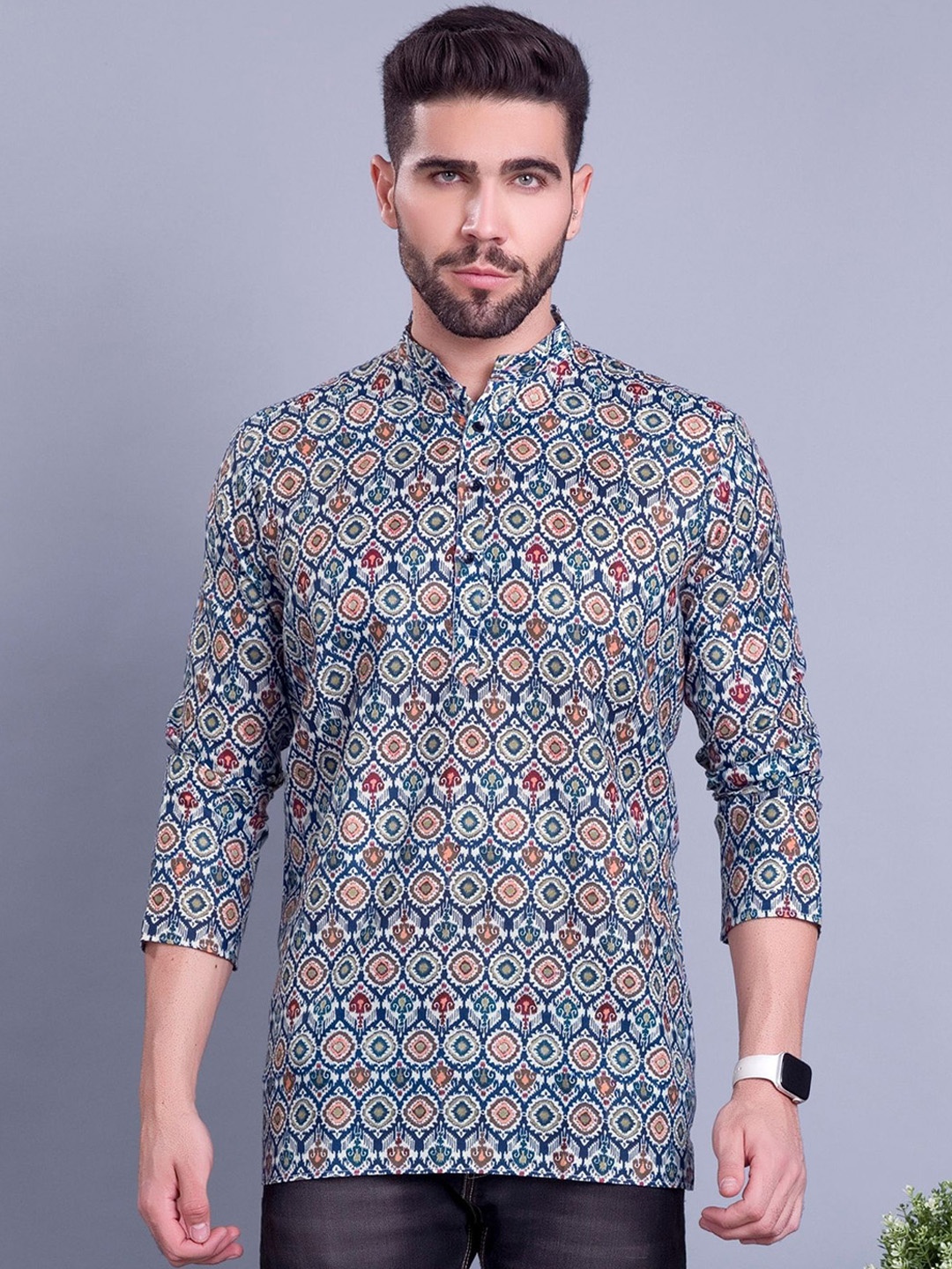 

ENCINO Ethnic Motifs Printed Mandarin Collar Straight Short Kurta, Green