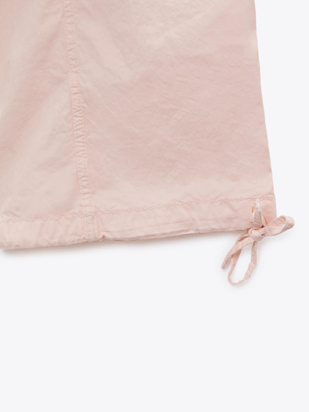 

ZARA Women Trousers, Na