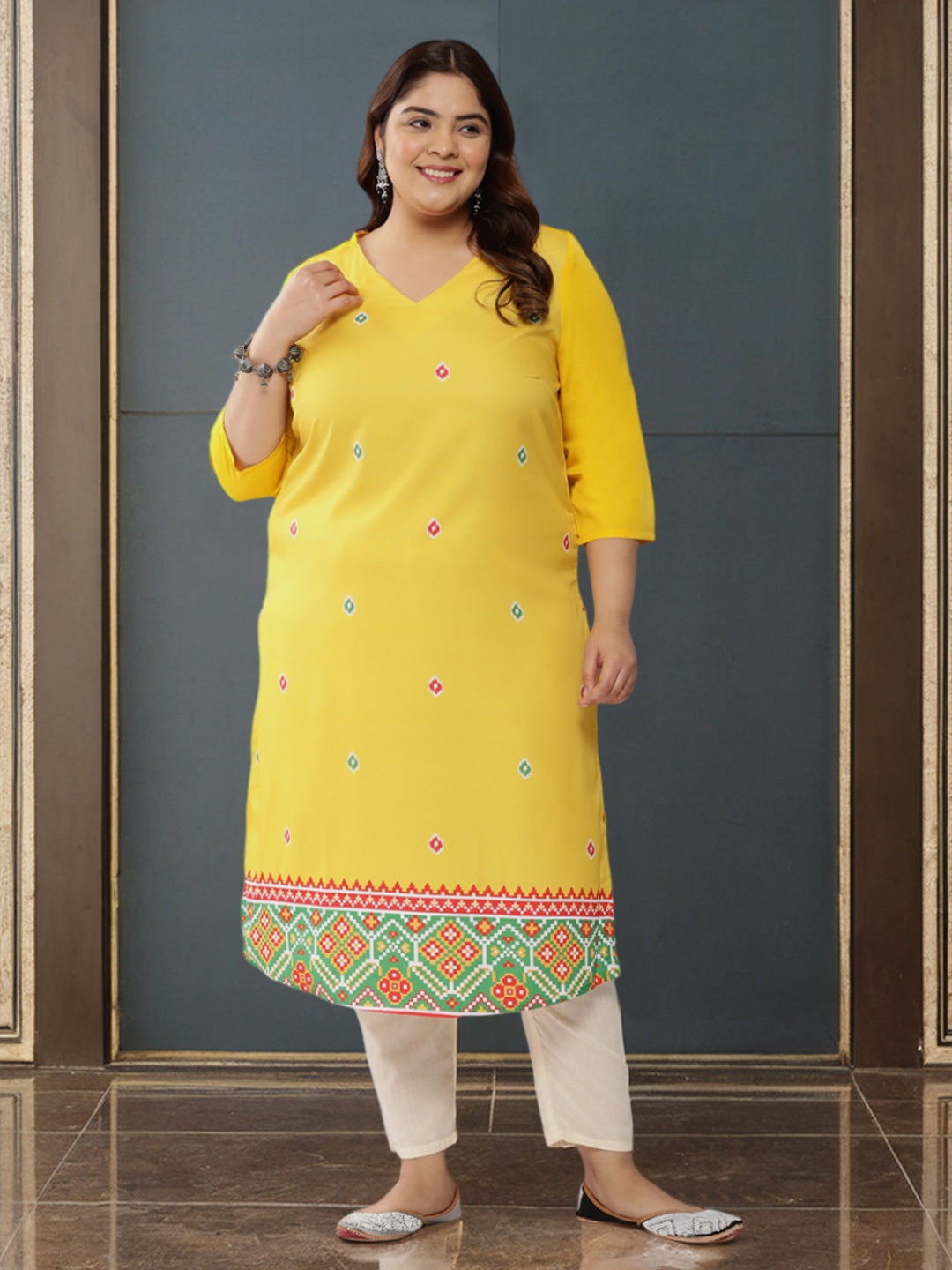 

Sztori Plus Size Printed Straight Kurta, Yellow