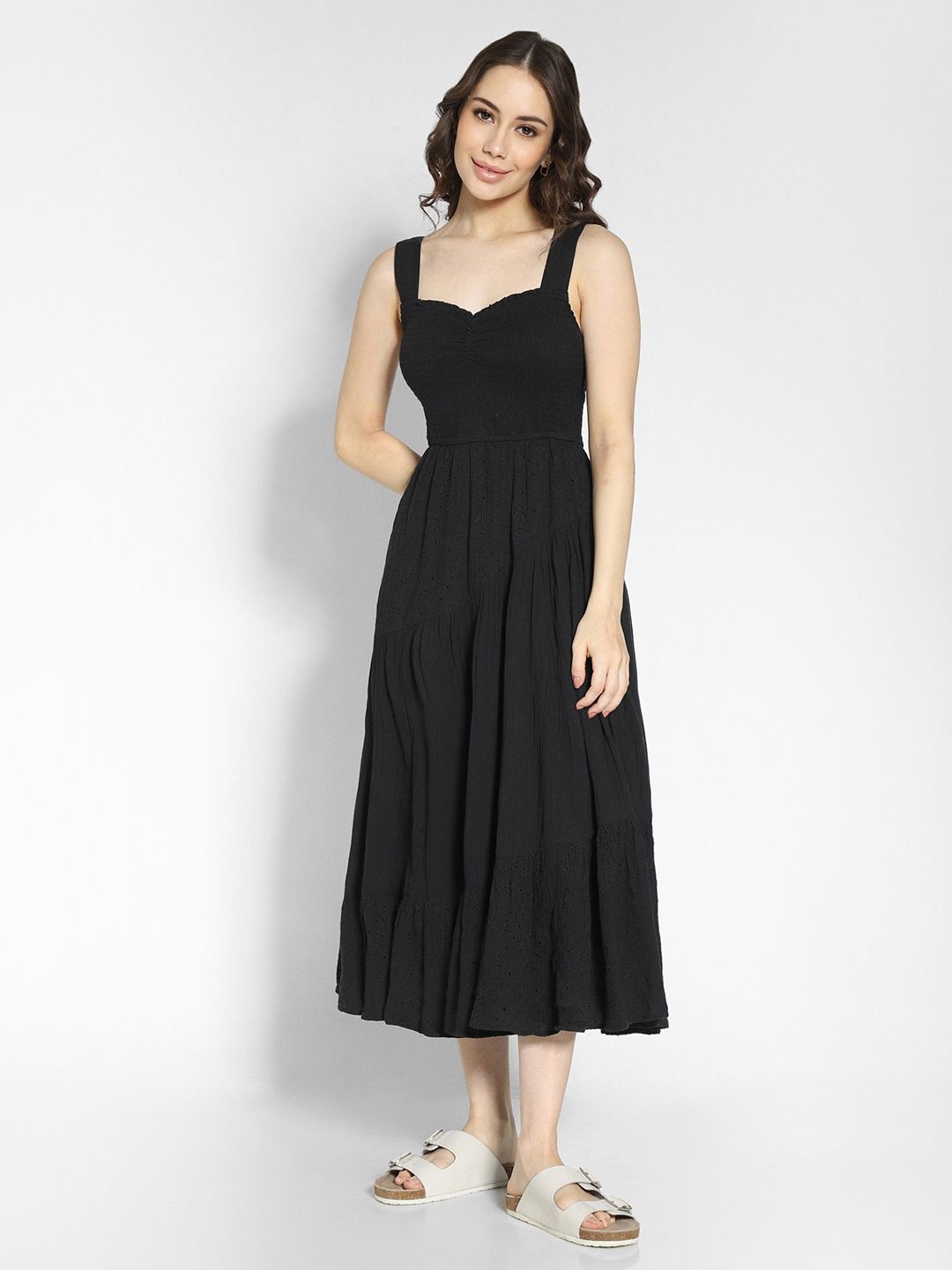 

AMERICAN EAGLE OUTFITTERS Women Fit and Flare Midi Dress, Black