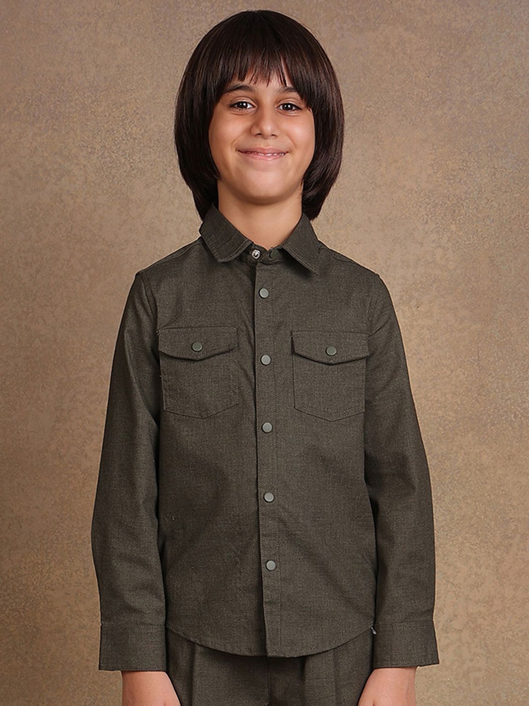 

One Friday Boys Comfort Cutaway Collar Solid Cotton Oversized Casual Shirt, Brown