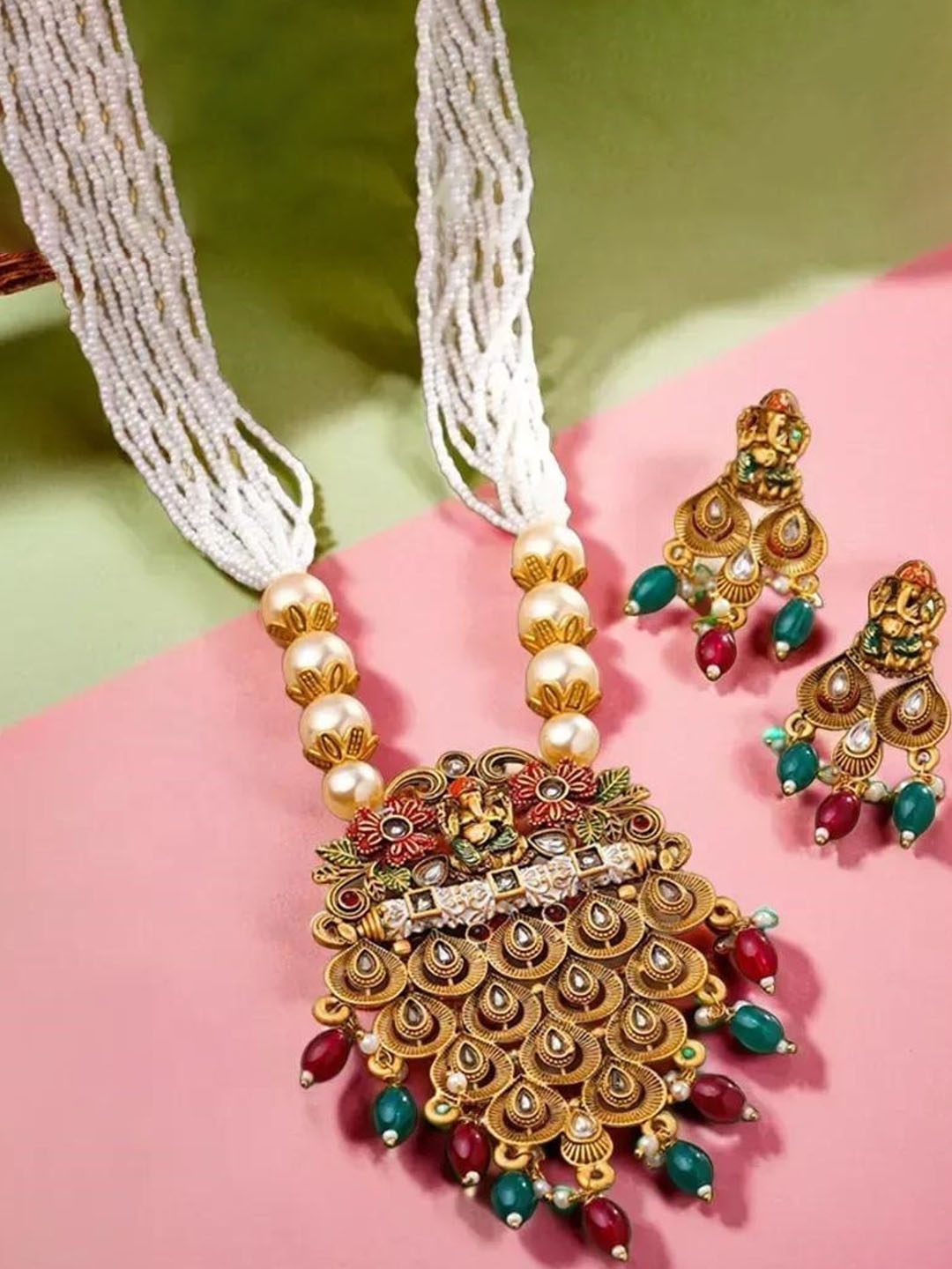 

MANSIYAORANGE Gold-Plated Stone-Studded Beaded Jewellery Set