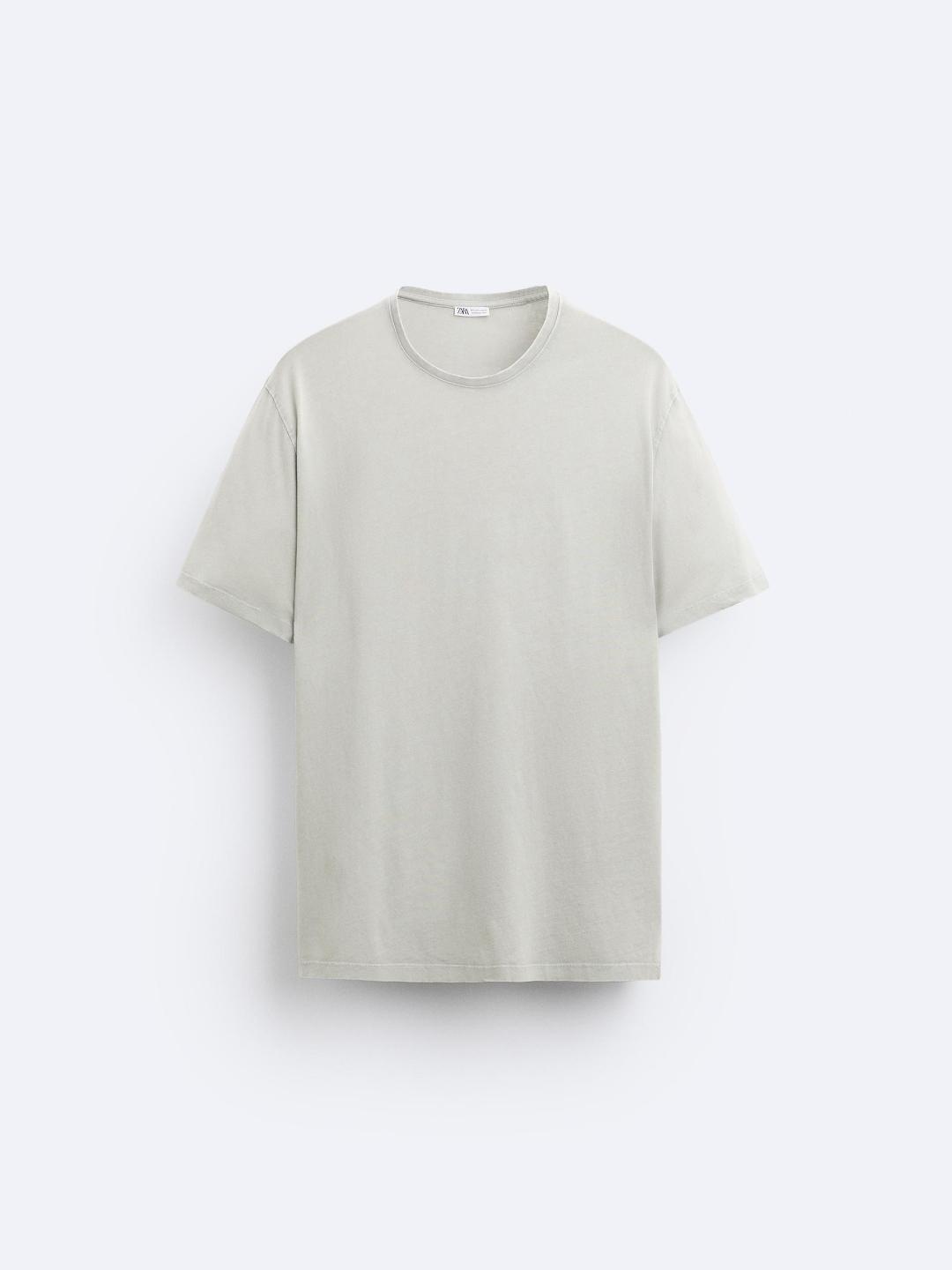 

ZARA Men Grey Tshirts