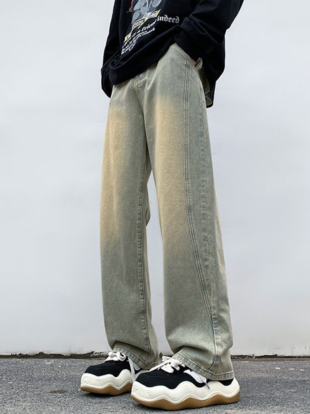 

StyleCast Men Straight Fit Light Fade Jeans, Grey