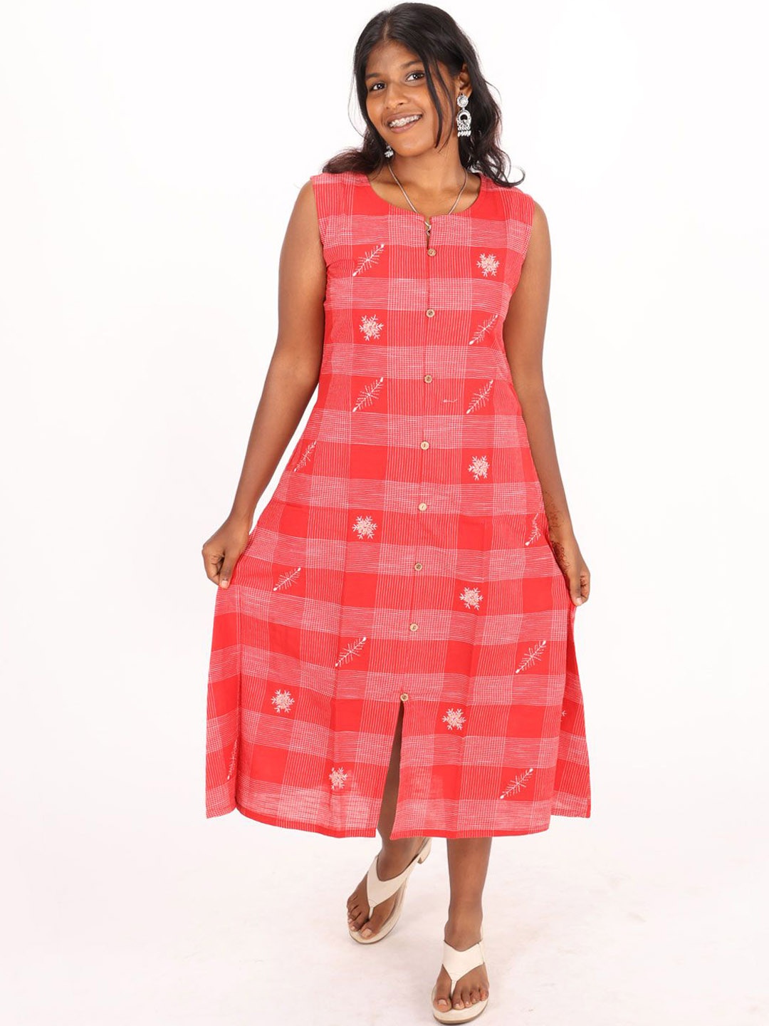 

Avishya Checked Cotton A-Line Kurta, Red