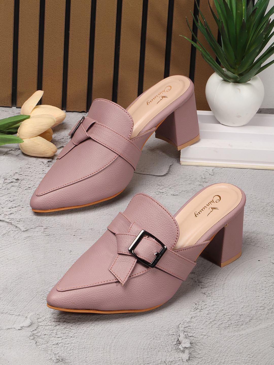 

CHINRAAG Women Synthetic Block Heel Mules, Pink