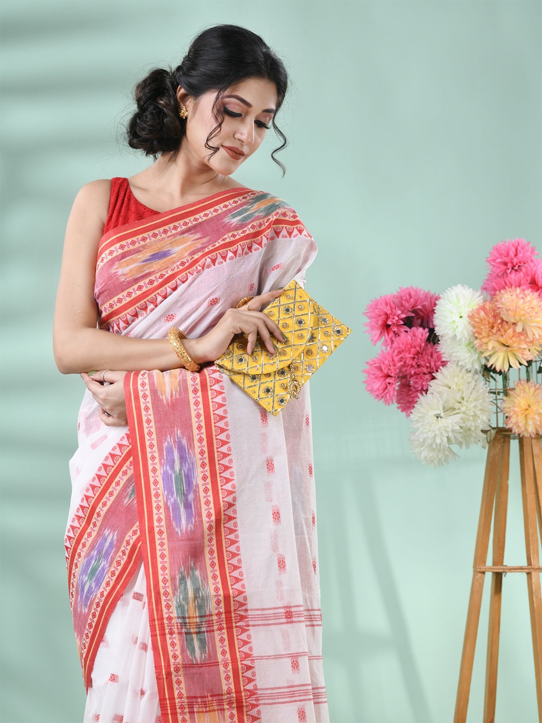 

DESH BIDESH Woven Design Pure Cotton Tant Saree, White