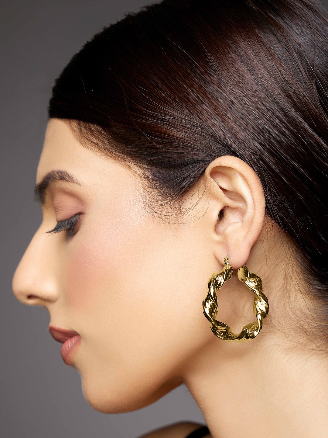 

Rhea Gold-Plated Contemporary Hoop Earrings