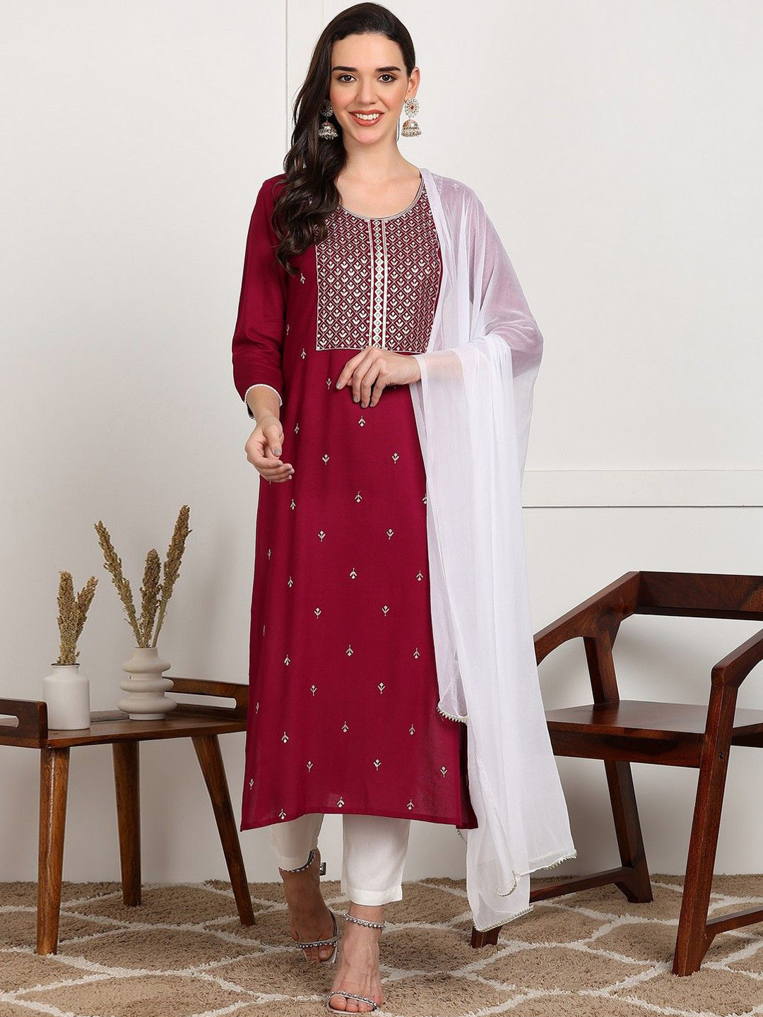 

PURVIJA KURTIES Floral Embroidered Sequinned Kurta With Trousers & Dupatta, Maroon