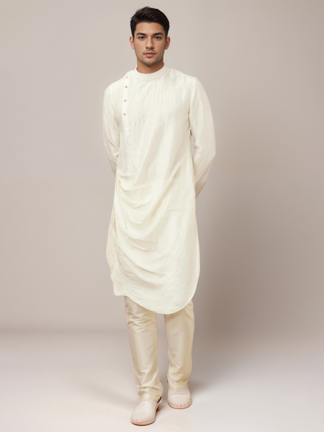 

DEVOILER Mandarin Collar Pure Silk Asymmetric Kurta, Off white