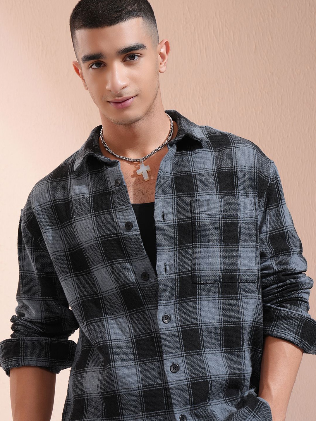 

Highlander Men Textured Dobby Checked Oversized Shirt, Black