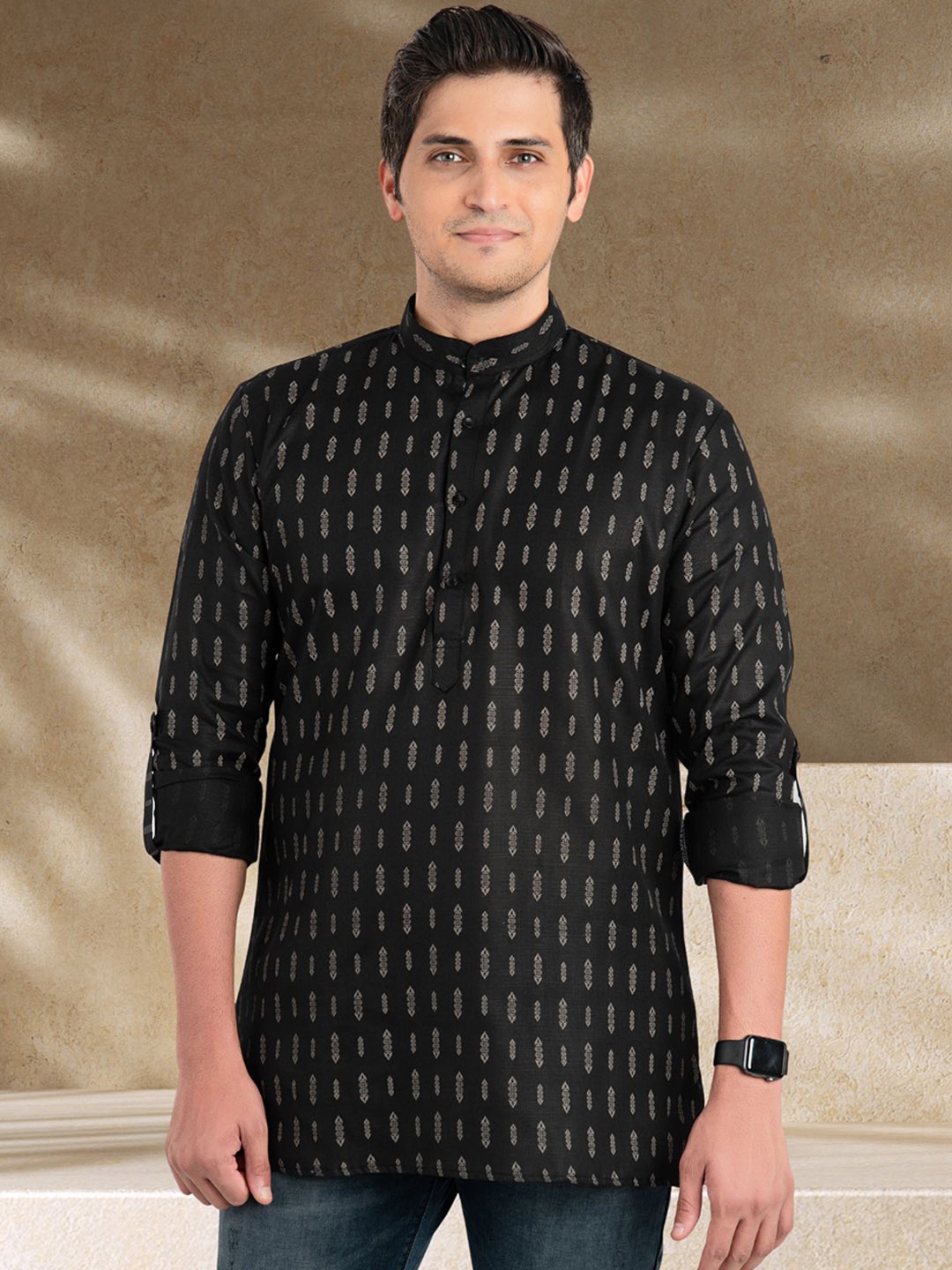 

ENCINO Geometric Mandarin Collar Straight Kurta, Black