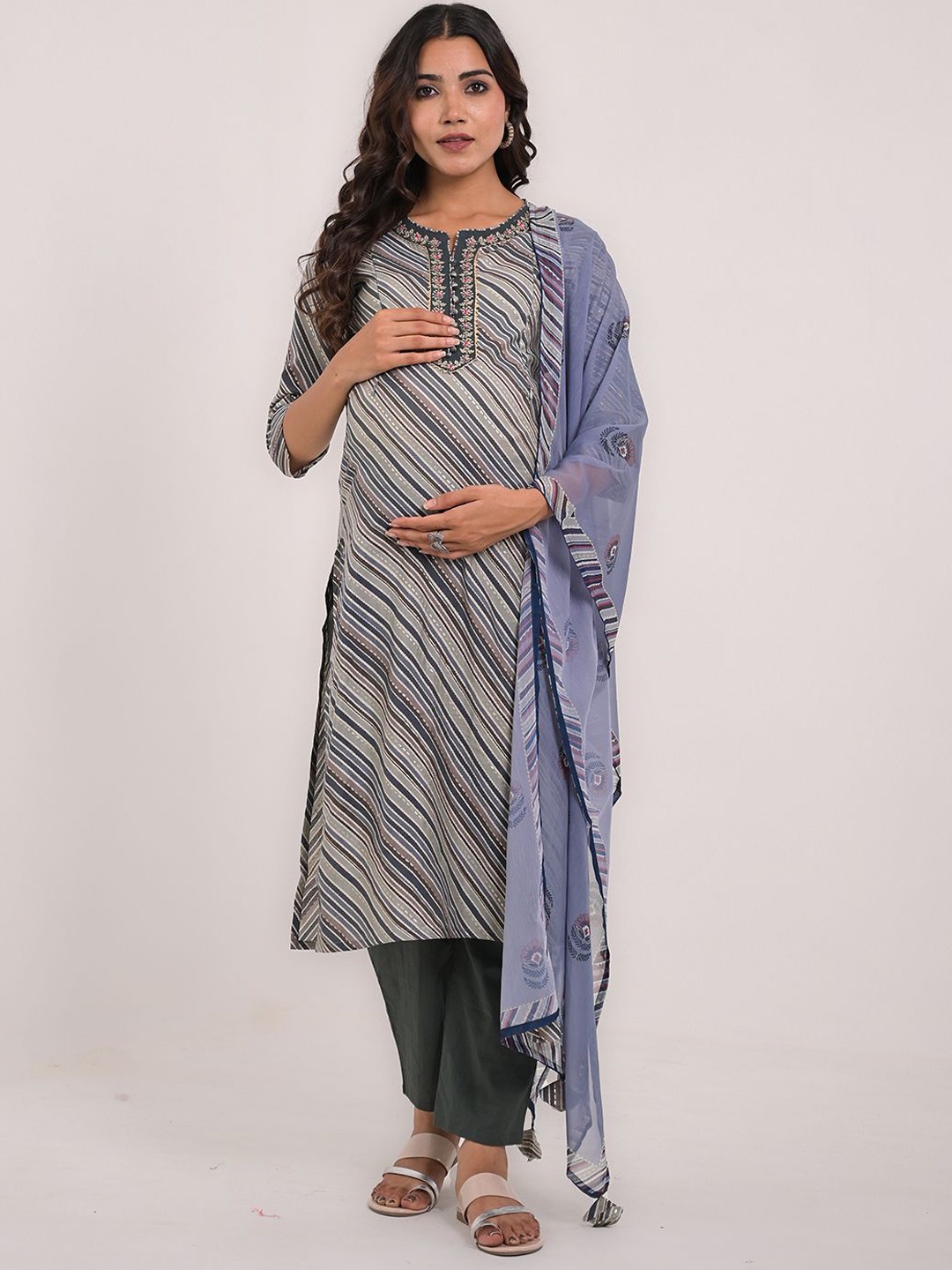 

mumzhug Striped Sequinned Maternity Kurta With Trouser & Dupatta, Grey