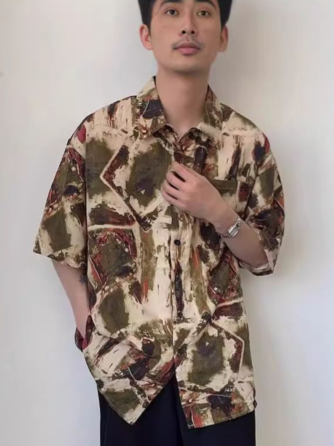 

StyleCast Men Spread Collar Abstract Printed Relaxed Fit Casual Shirt, Green