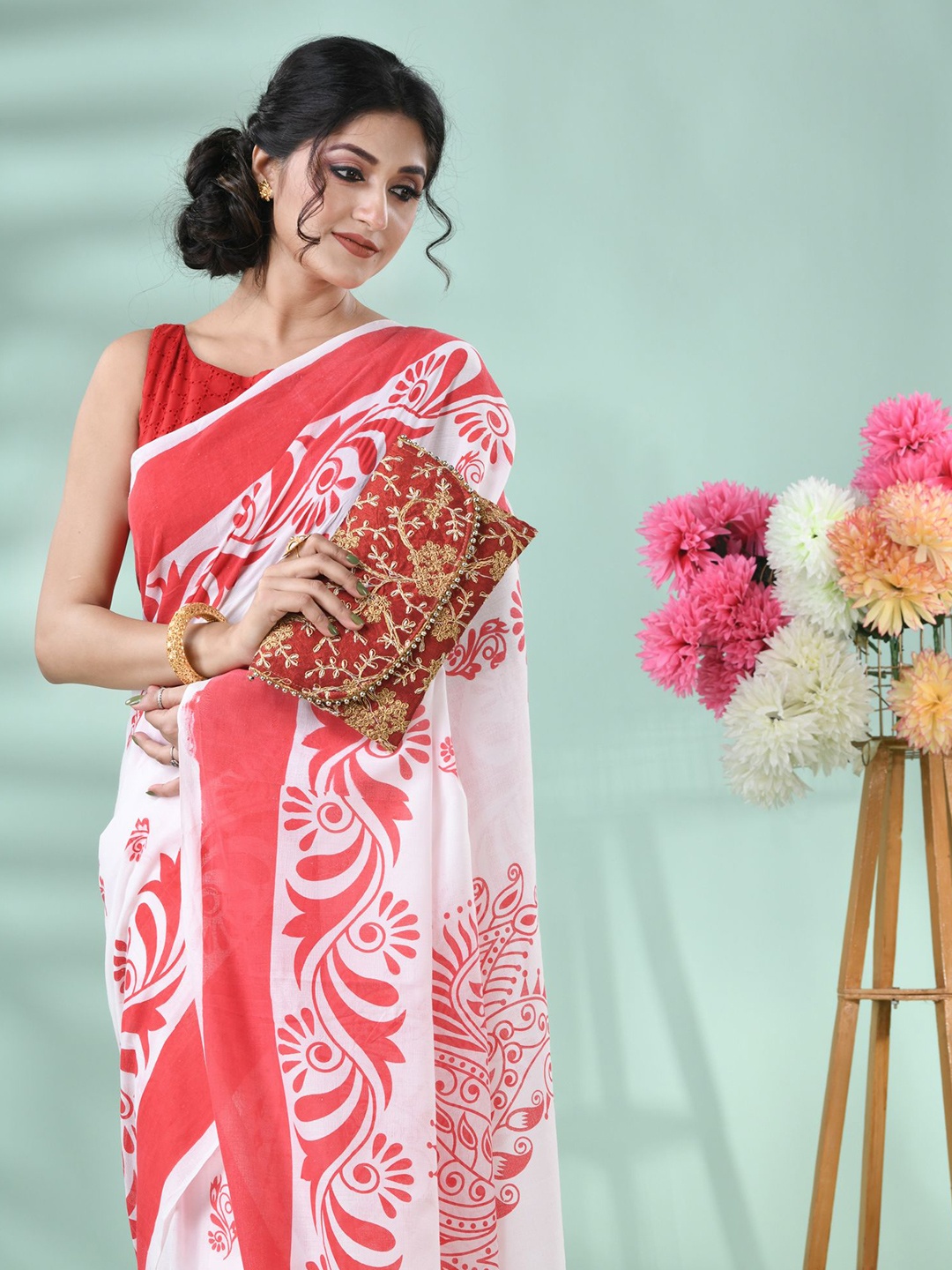 

DESH BIDESH Ethnic Motif Printed Pure Cotton Saree, White