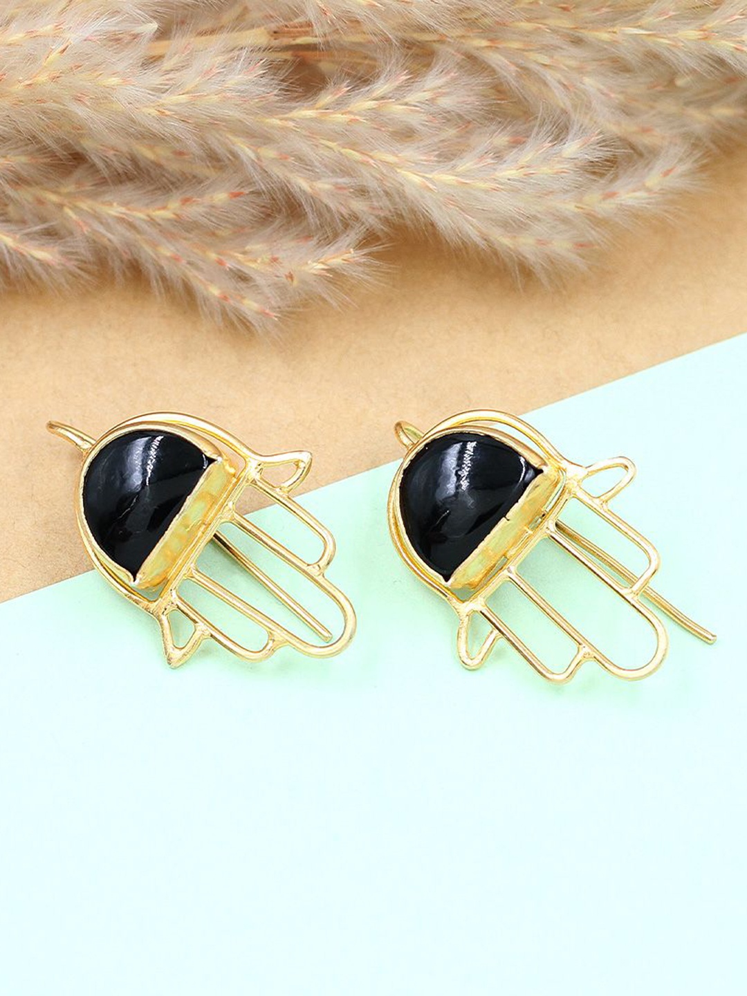 

SANGEETA BOOCHRA Signature Shine Gold-Plated Onyx Stone Studded Drop Earrings