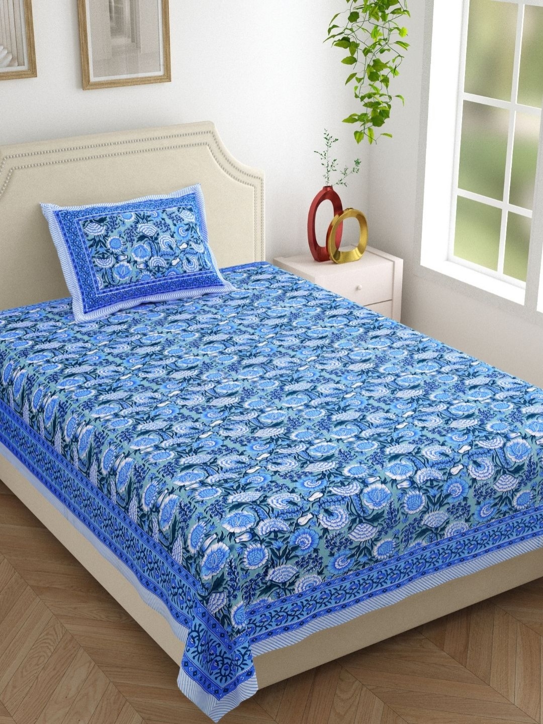 

The Craft Monk Blue & White Floral Pure Cotton 210 TC Single Bedsheet Set-2.28 m x 1.52 m