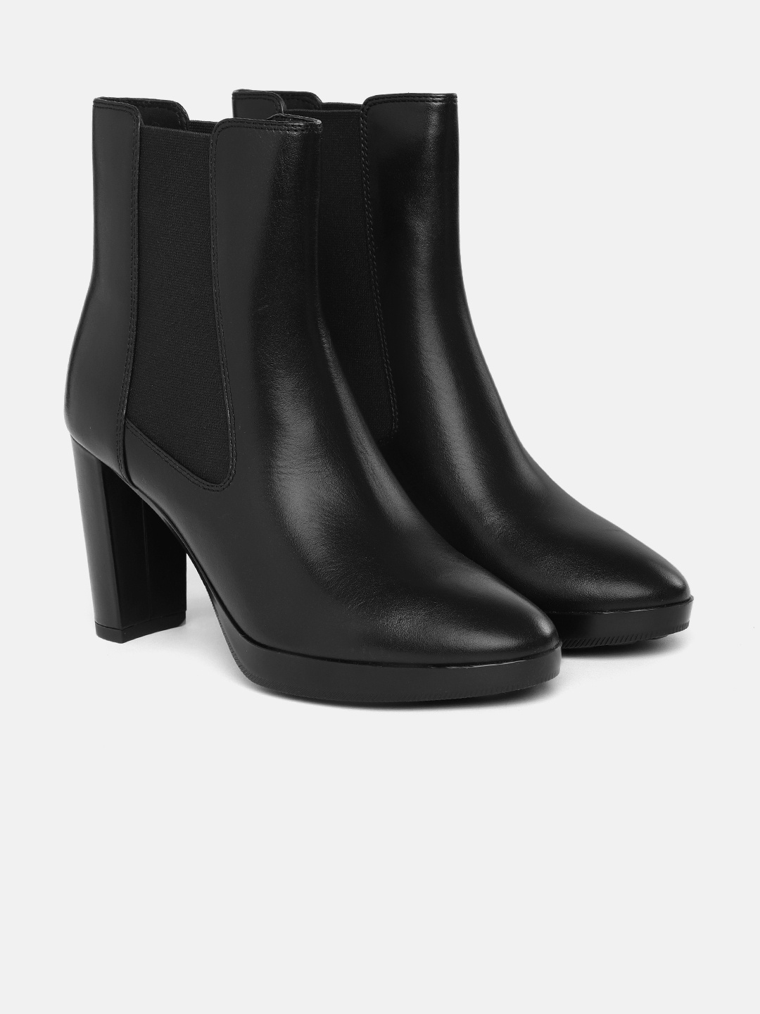 

Geox Women D Walk Pleasure 85 C Leather Ankle Boots, Black