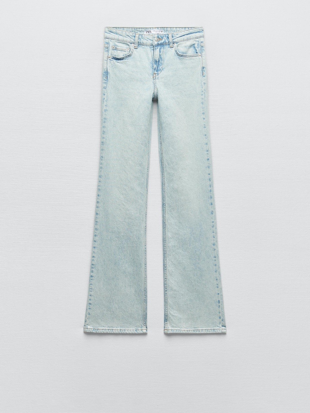 

ZARA Women Blue Jeans