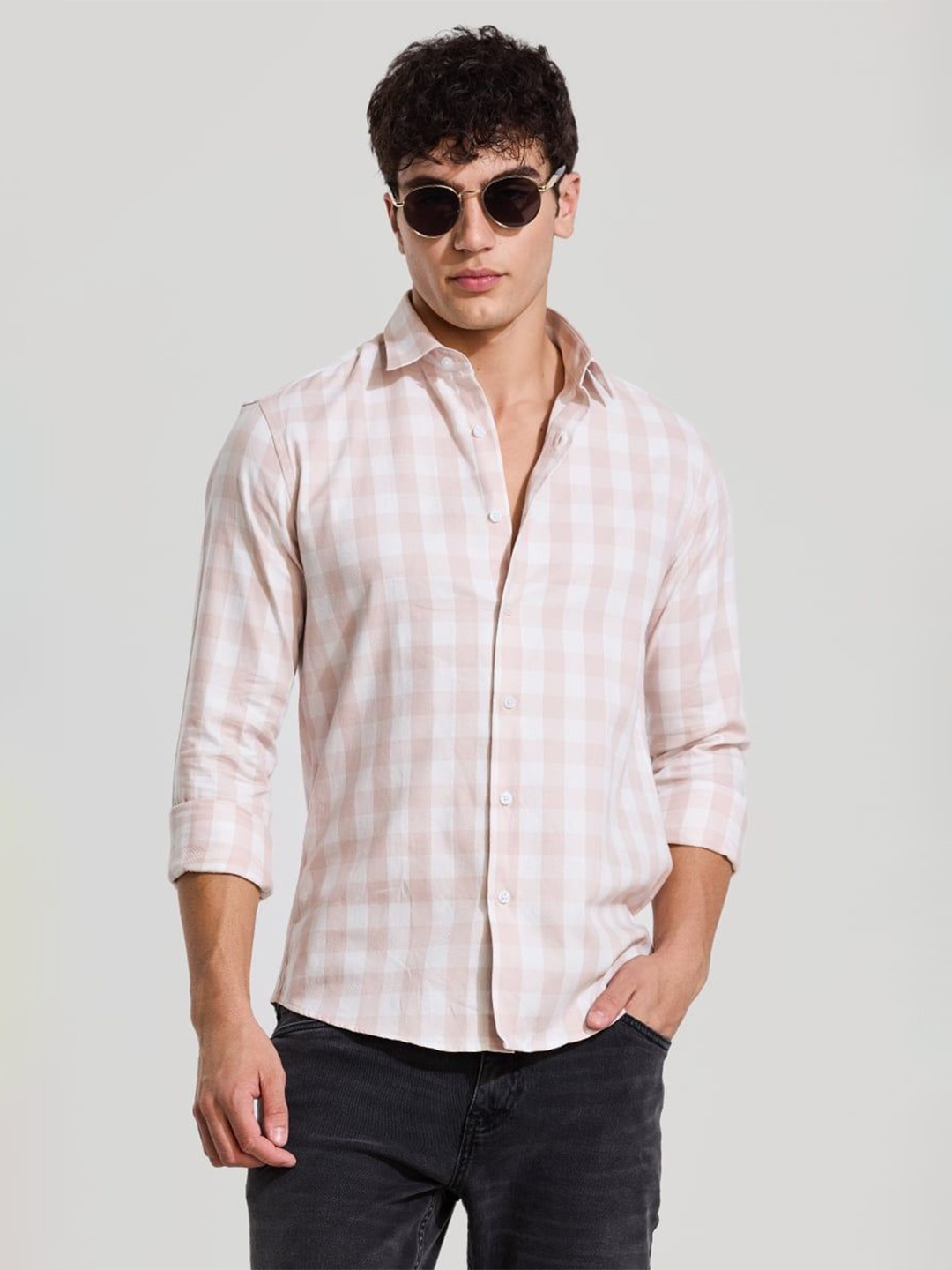 

Snitch Men Smart Spread Collar Gingham Checked Cotton Casual Shirt, Peach