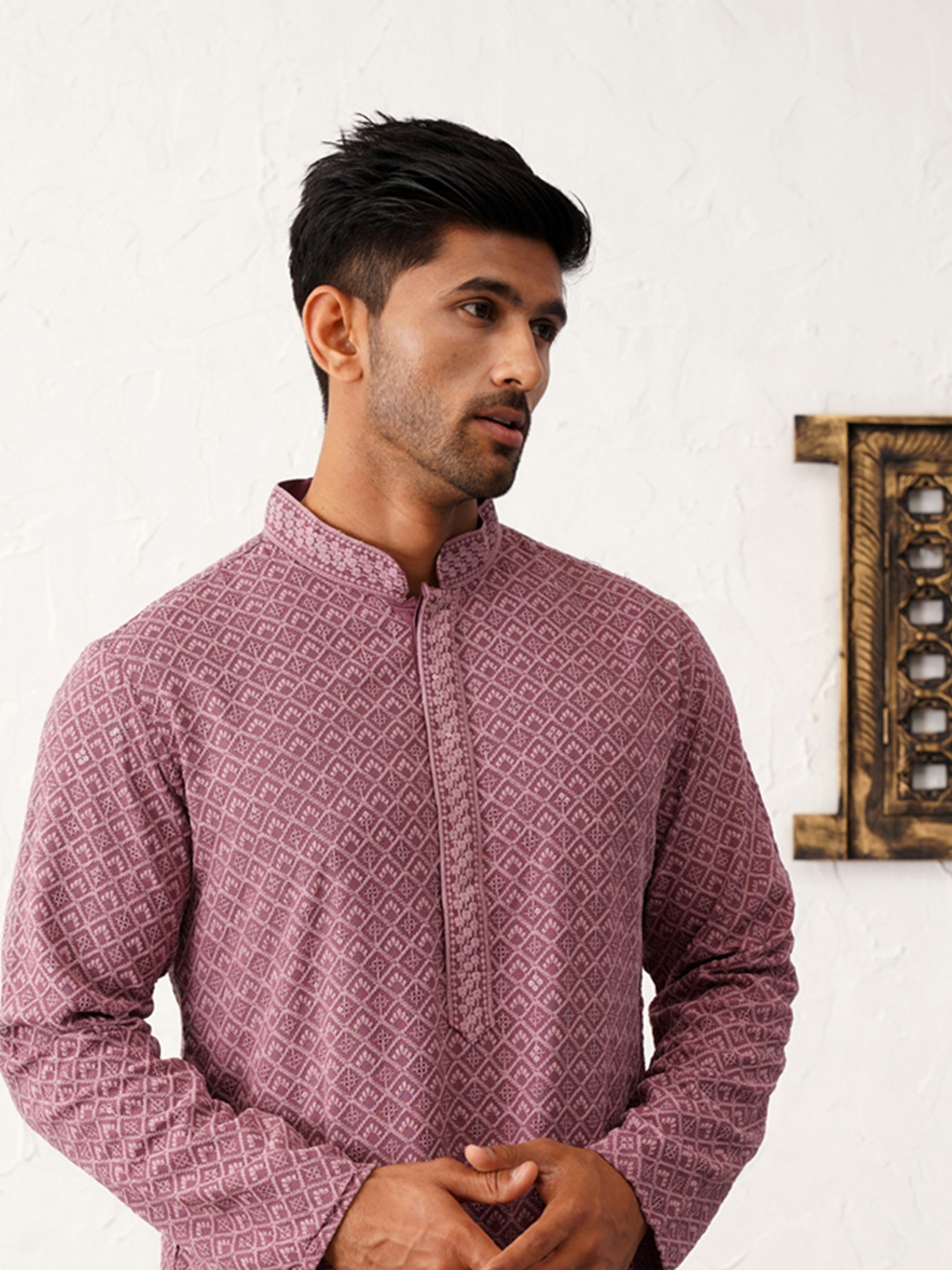 

Jompers Geometric Embroidered Sequinned Straight Kurta, Magenta