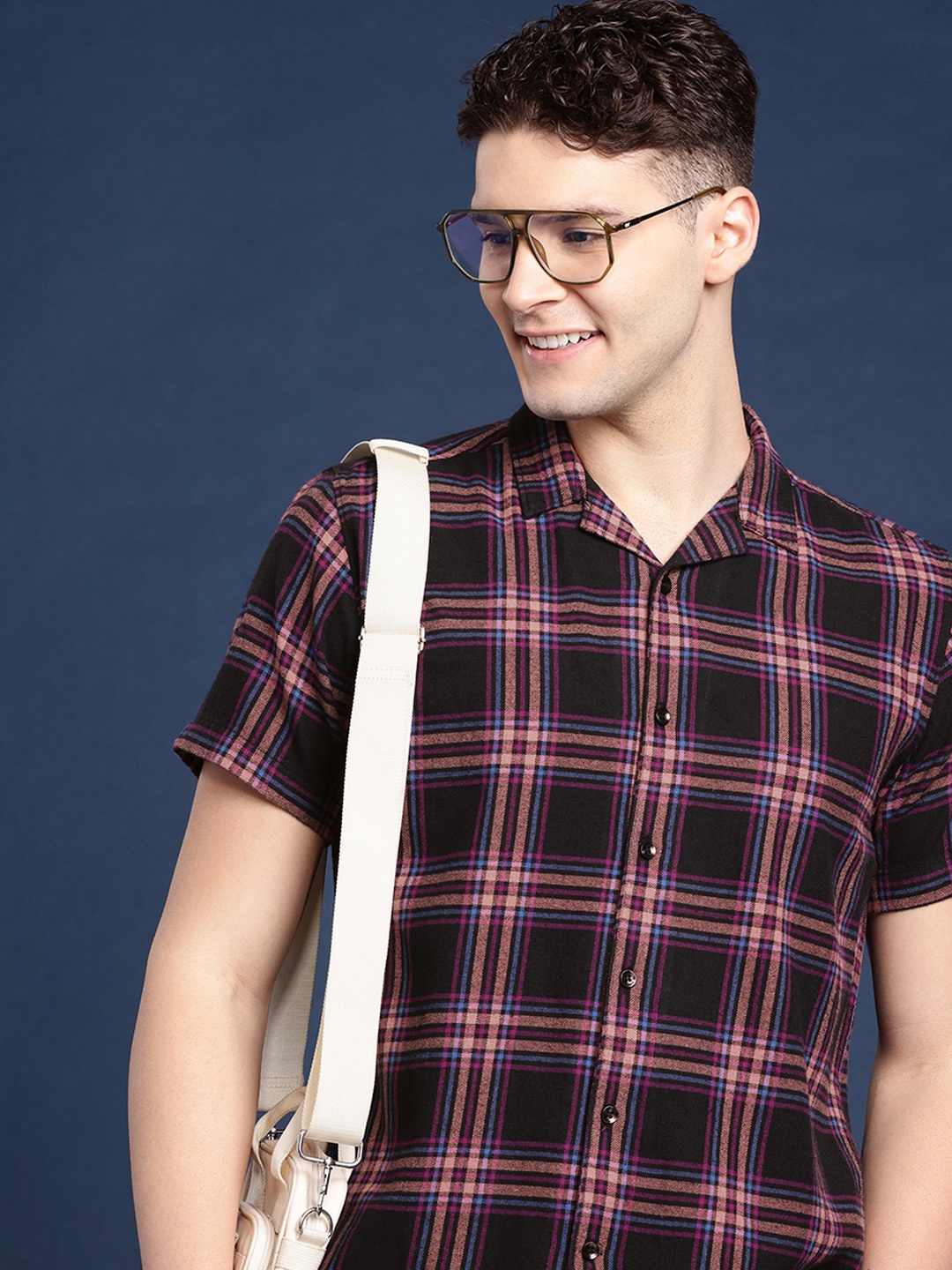 

Mast & Harbour Men Tartan Checks Pure Cotton Casual Shirt, Black