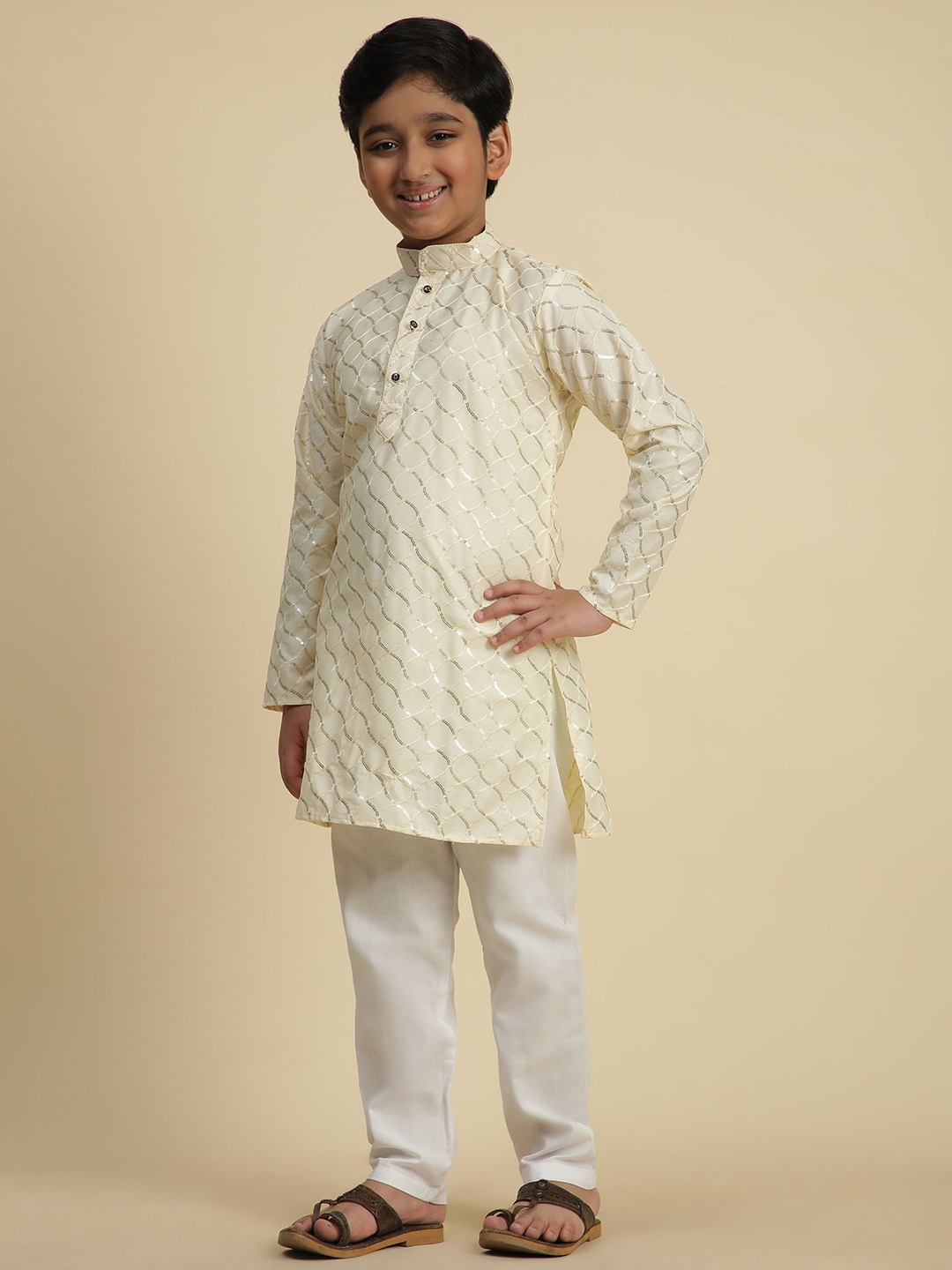 

Pro-Ethic STYLE DEVELOPER Boys Embroidered Straight Kurta with Pyjamas, Cream