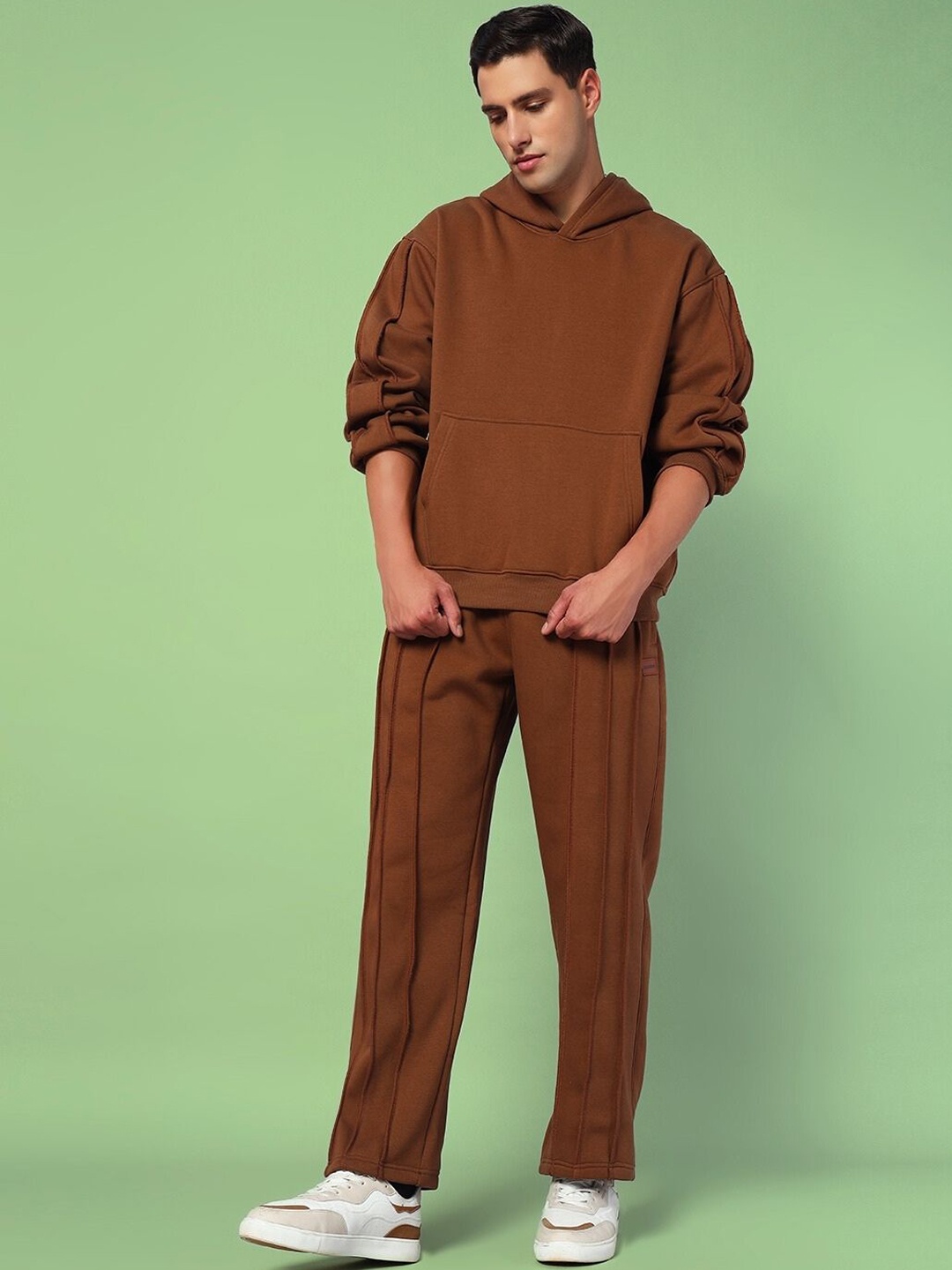 

WEARDUDS Hooded Sweatshirt With Trouser Co-Ords, Brown