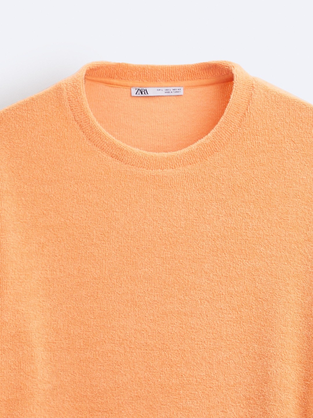 

ZARA Men OrangeT-shirts, Orange