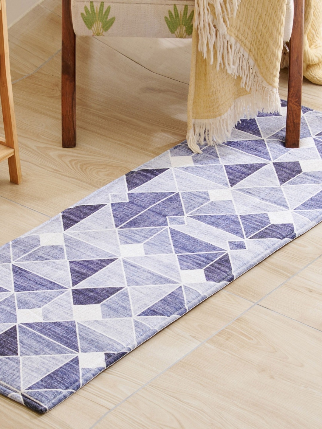 

Home Centre Exotica Fayruz Blue & White Geometric Printed Bedroom Runners