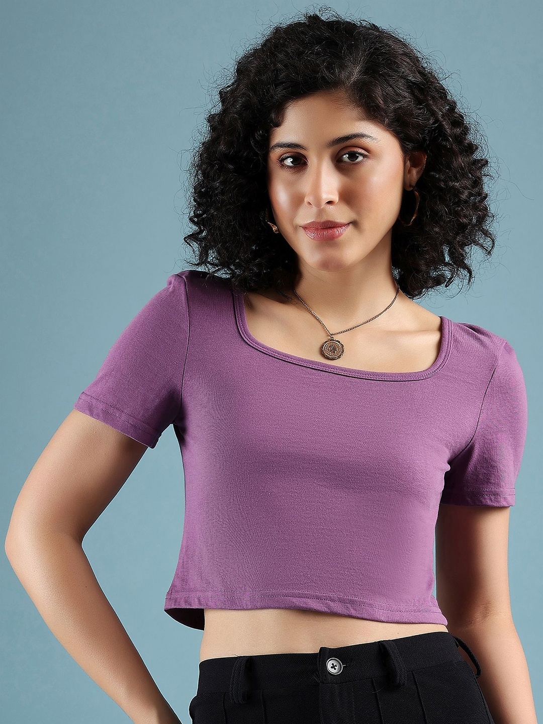 

Mayra Women V-Neck Pockets T-shirt, Purple