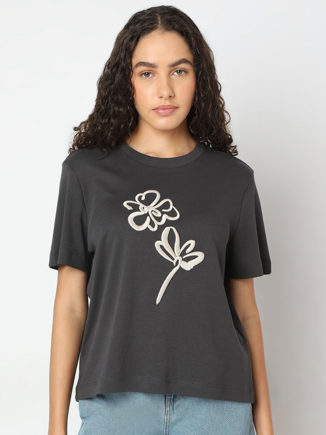 

Vero Moda Women Floral Solid Round Neck Organic Cotton T-shirt, Grey